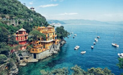 aerial photography of house near sea during daytime