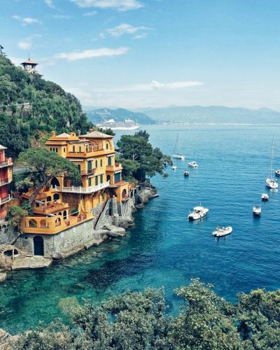 aerial photography of house near sea during daytime